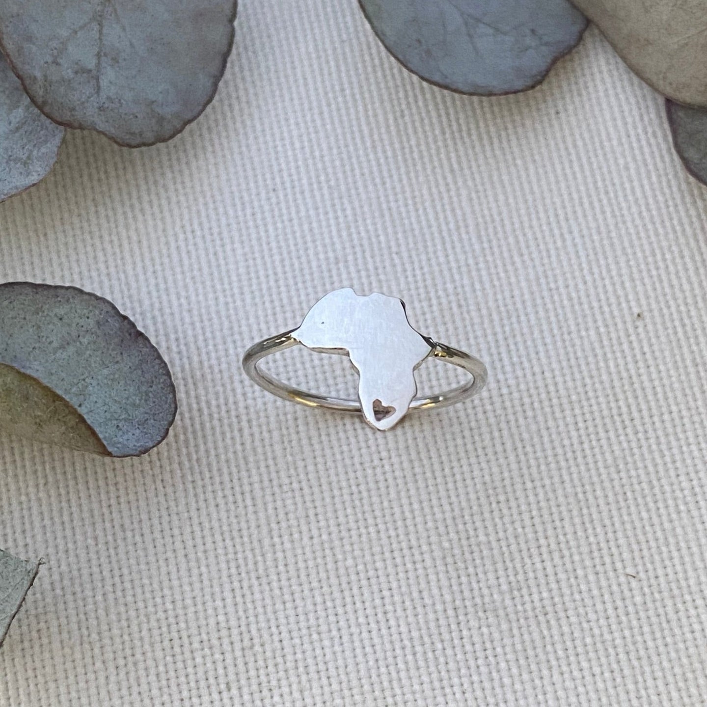 Solid Africa Ring