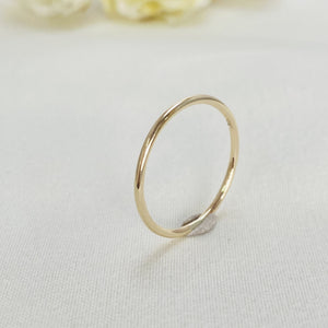 Classic Gold Ring