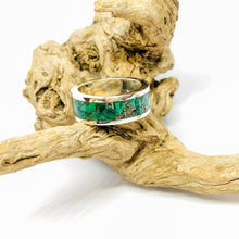 Load image into Gallery viewer, Malachite and Pyrite Dust Inlay Ring
